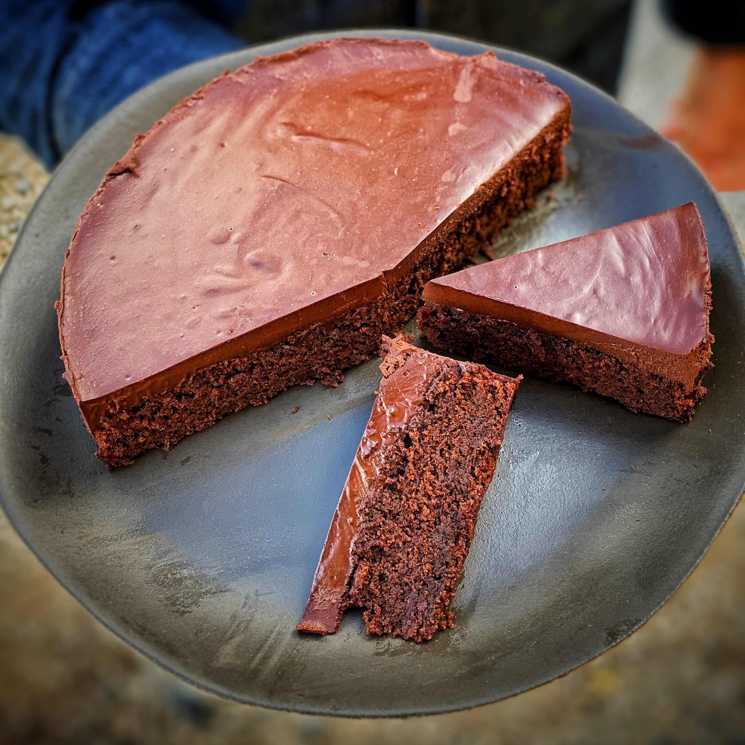 Vegan Chocolate Pear Cake Baked Oats - Calories - Fitia