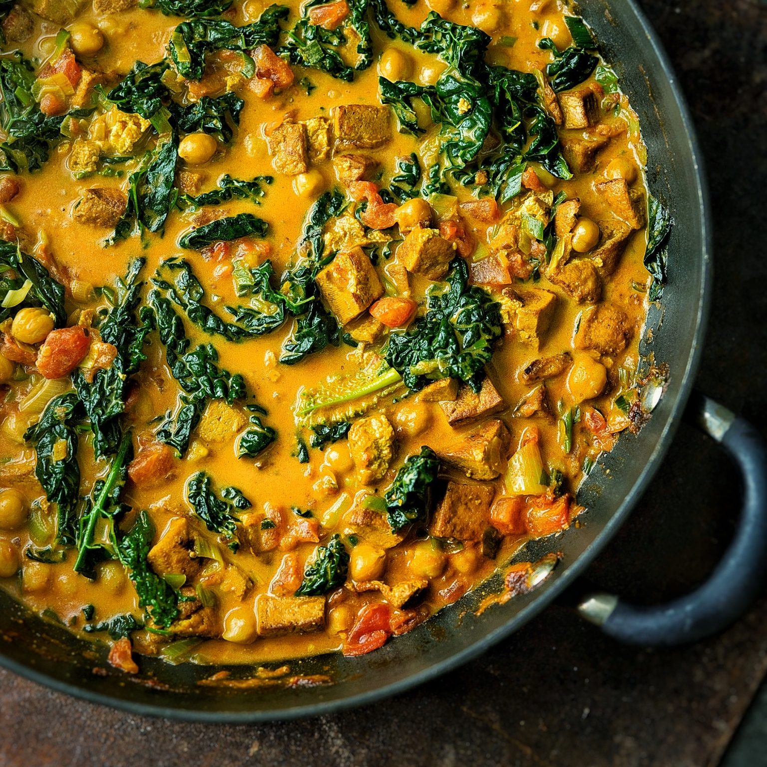 5 minute, tofu, kale and chickpea curry Recipes
