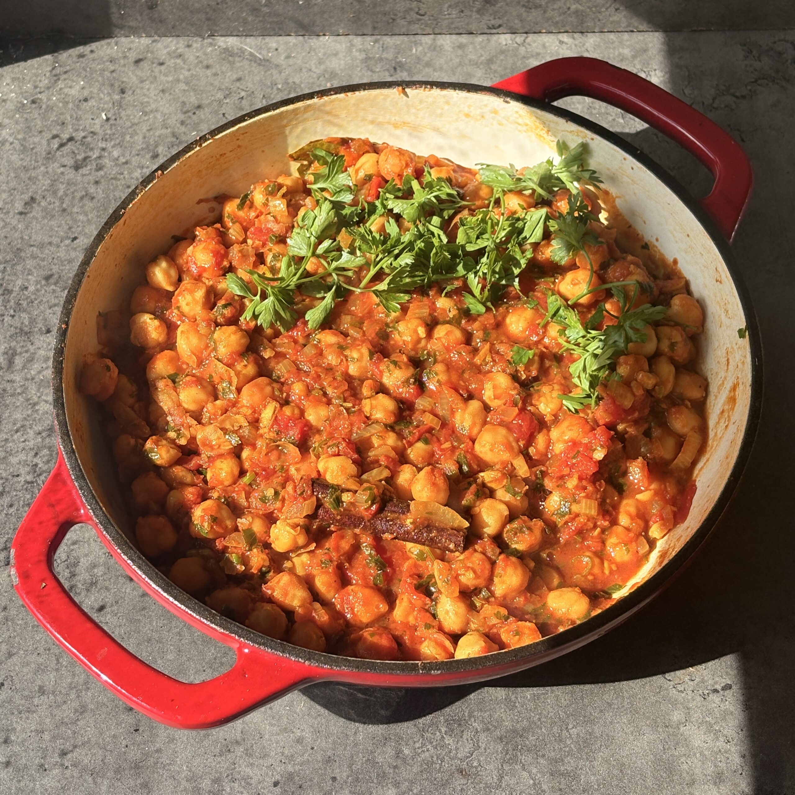 a photo of Quickfire Chole (Dark & Spicy Chickpea Curry)
